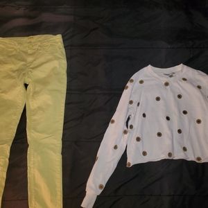 girl 14 yellow skinny jeans, ivory sweatshirt sunflowers